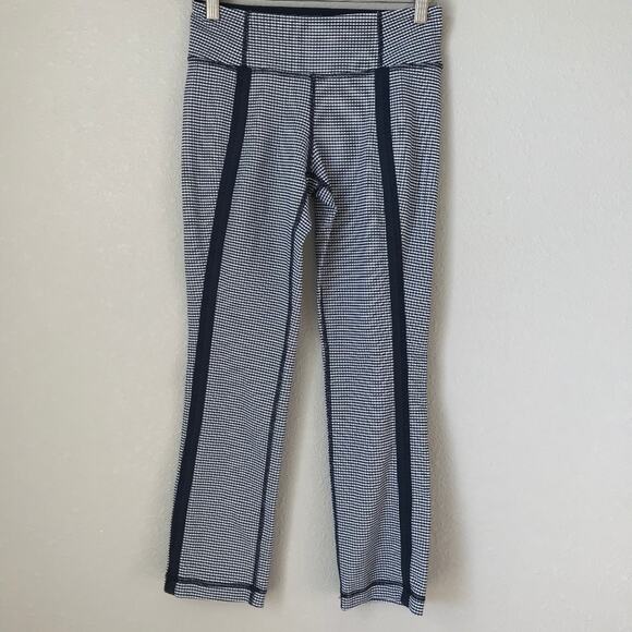 Lululemon Coast To Class Navy Gingham Crop Leggings sz 4 - Picture 1 of 5